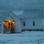featured image - How to Be a Good Neighbor and Help Out During Winter