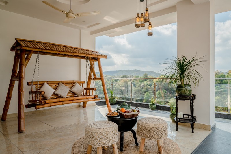 featured image - 20 Stunning Living Room Ceiling Ideas from Around the World